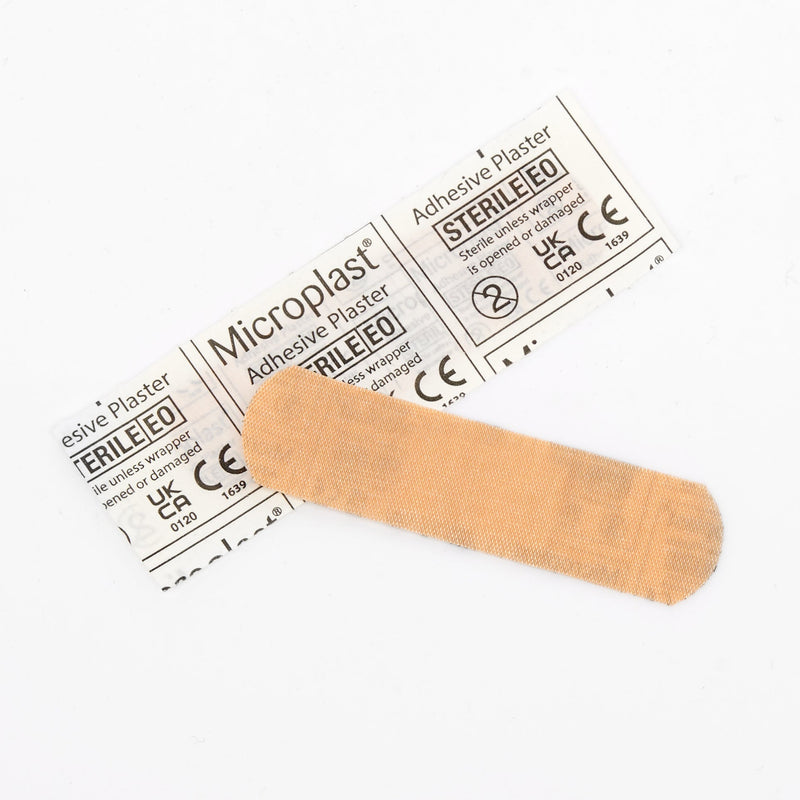 Microplast Fabric Plasters 7cm x 2cm (Box 100)
