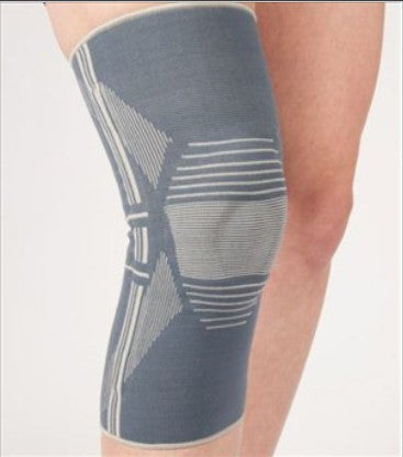 Constructed using a knitted elastic material, this knee support provides optimum stability control for an injured knee during the recovery of a number of conditions. Patella ring encases the knee joint and improves blood circulation to the affected area• Available in S, M, L & XL